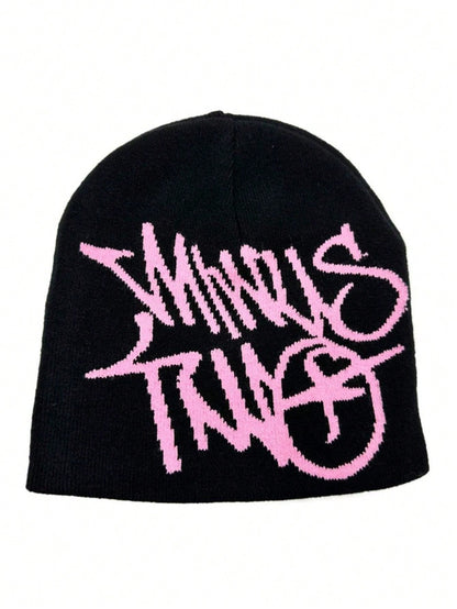 قبعة صوف محبوكة نسائية