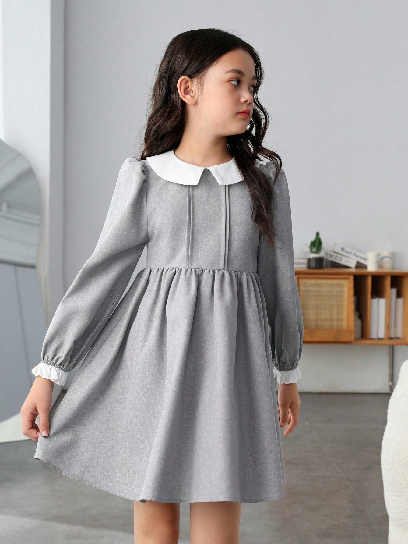 فستان سموك ياقة سحري اكمام منتفضة بنت طفل