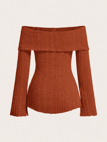 تي شيرت مكشوف الكتف أزرار أمامية باكمام مشقوق