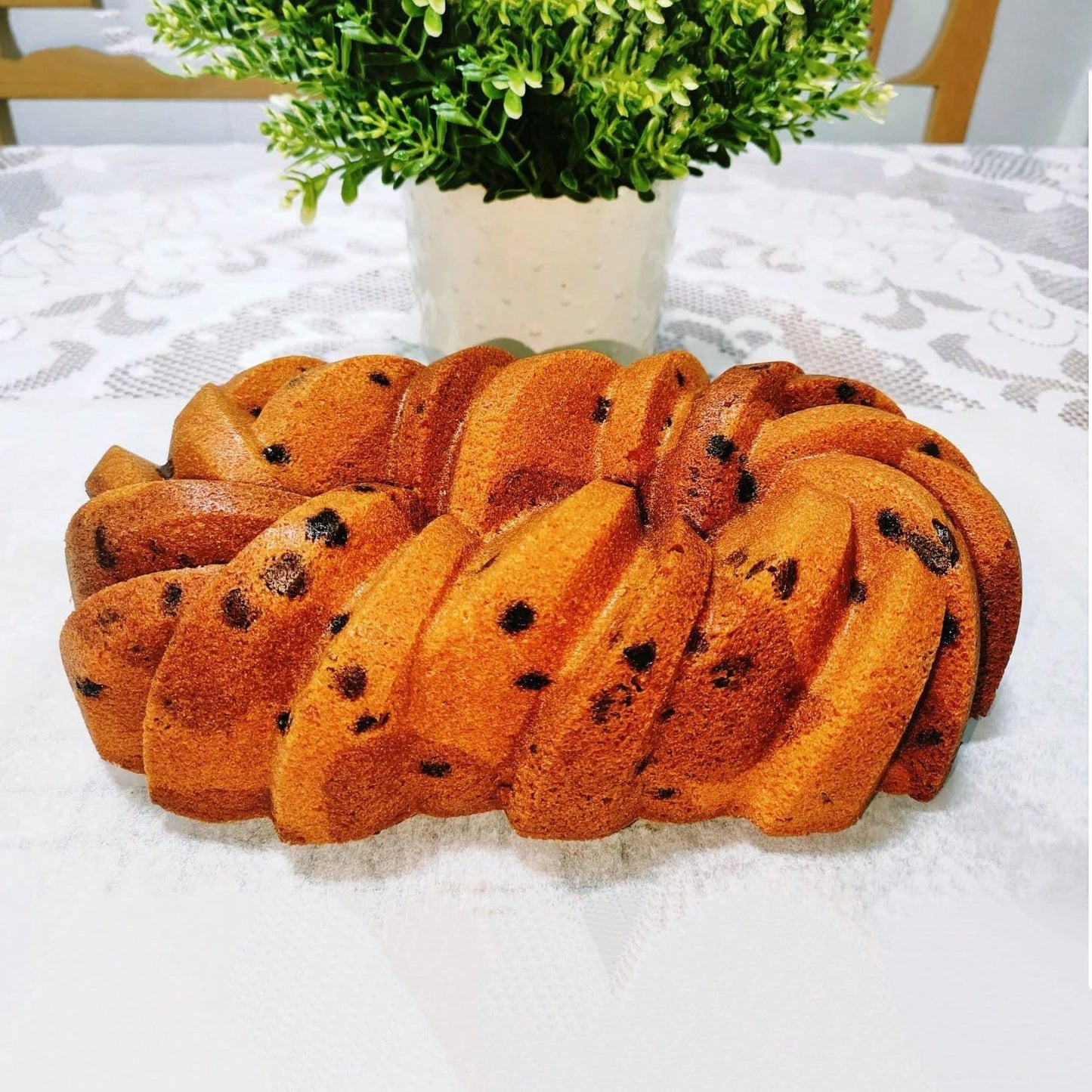 مقلاة خبز توست مستطيلة الشكل باللون الرمادي