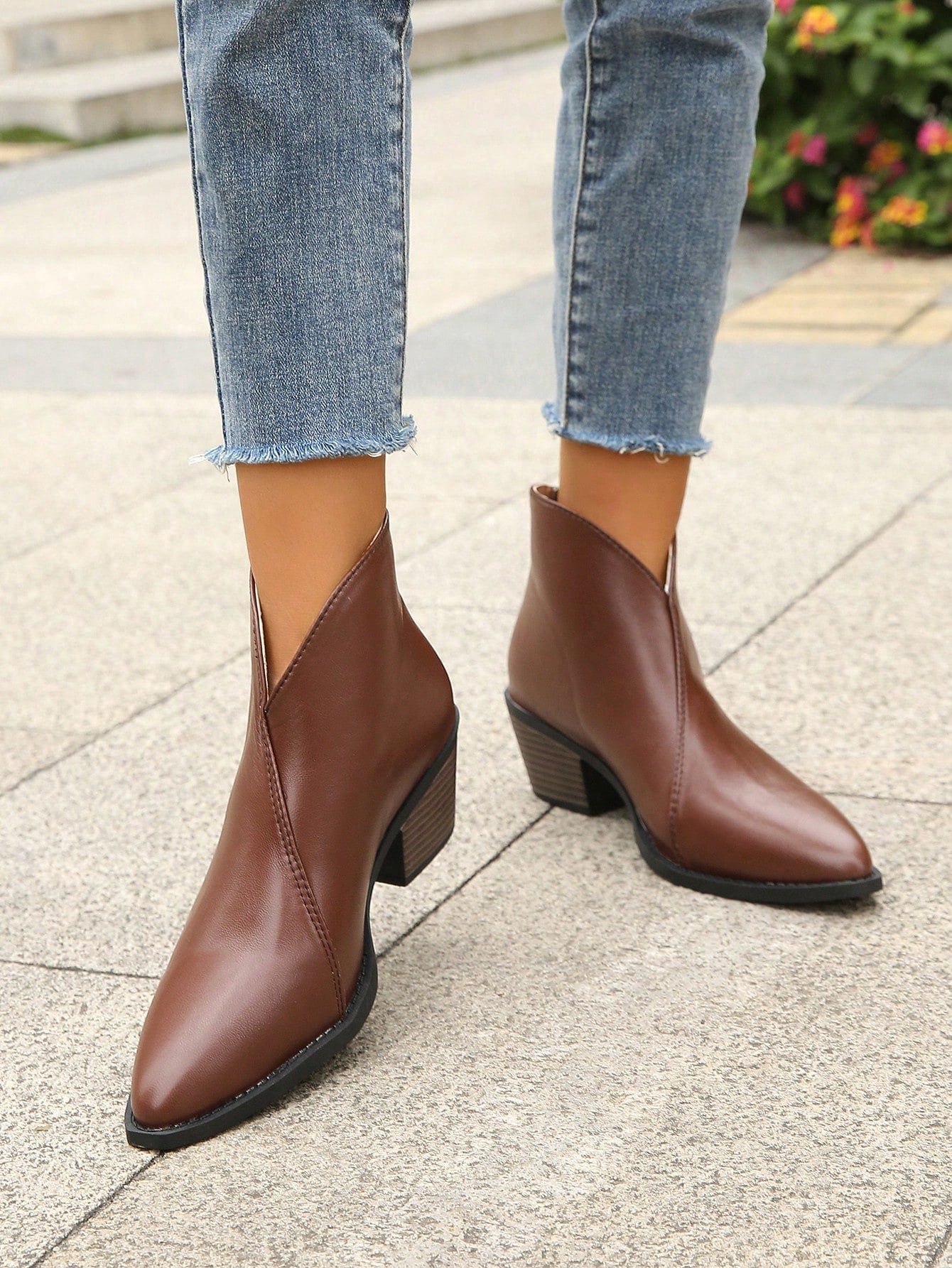 جزمة برقبة طويلة أسلوب بريطاني عتيق أسود للنساء , ربيع خريف موسم كعب متوسط اصبع مدبب مكتنز كعب كاحل حذاء طويل