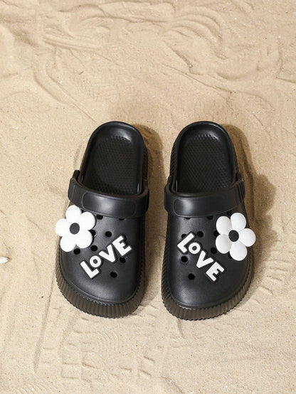 نعل شبشب نسائية بإطلالة مفتوحة على الأصابع و كعب سميك ، عصرية ، مريحة ، لا تنزلق ، مناسبة للشاطئ و الأنشطة الخارجية ، مصنوعة من إيفا