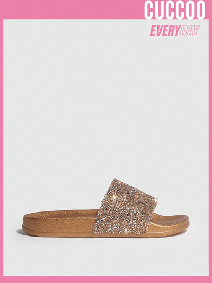 شبشب نسائي بحزام واحد مزخرف باللؤلؤ الاصطناعي والذهب اللافت للنظر لربيع وصيف انيق