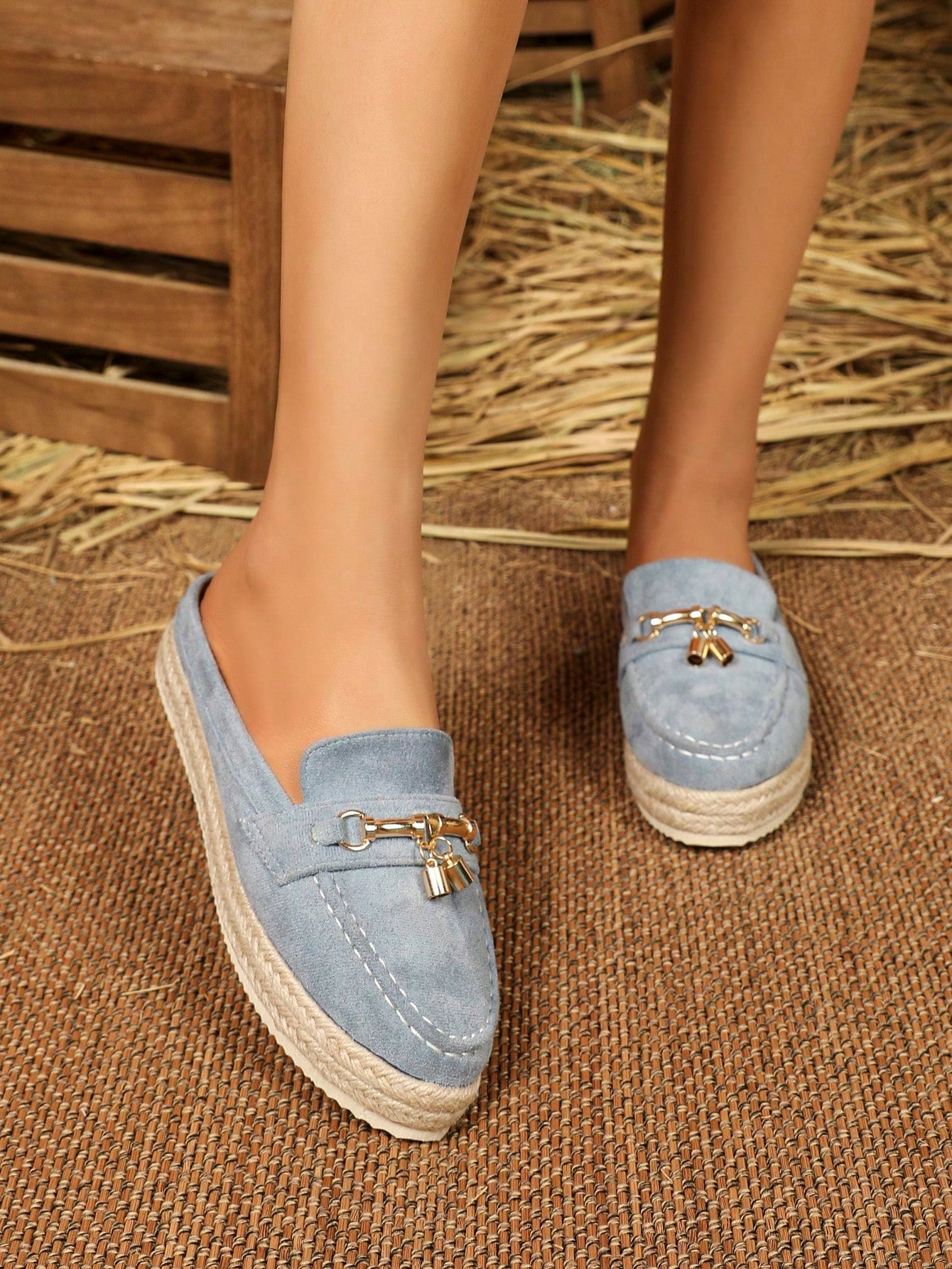 صنادل نسائية