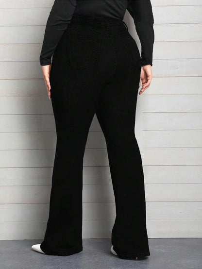 بنطلون جينز بمقاسات كبيرة