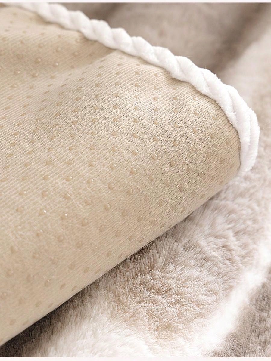 قطعة واحدة من غطاء الأريكة