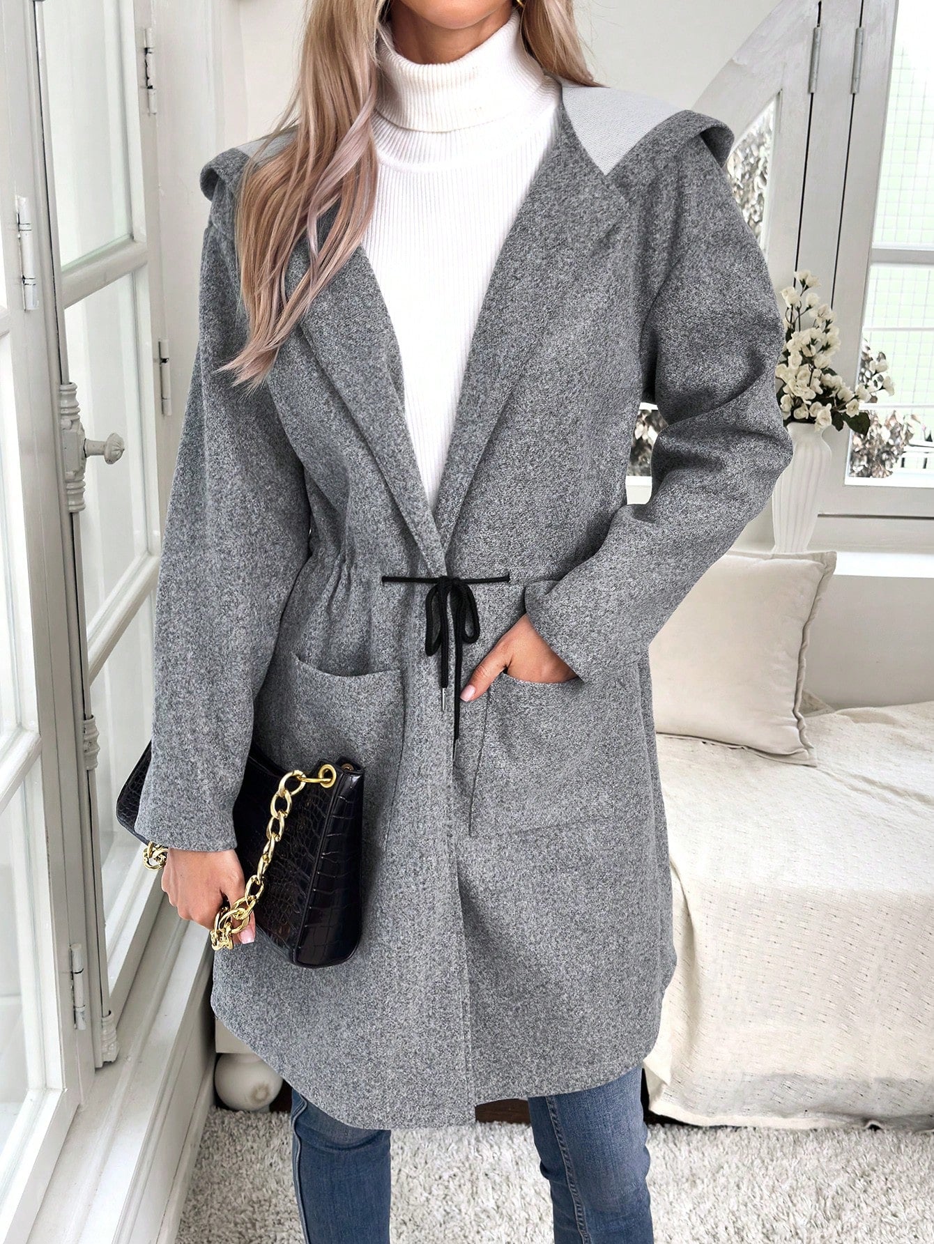 سترة صوفية نسائية ذات غطاء رأس وخصر برباط