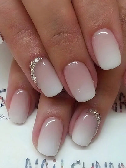 الأظافر الاصطناعية المربعة القصيرة الأنيقة، الوردي والأبيض