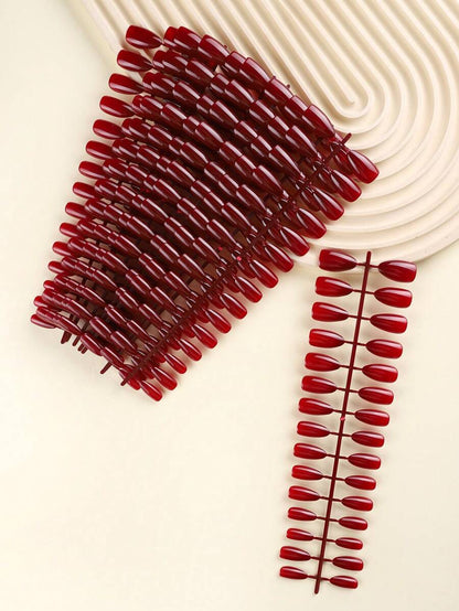 أظافر كاذبة بموحد اللون