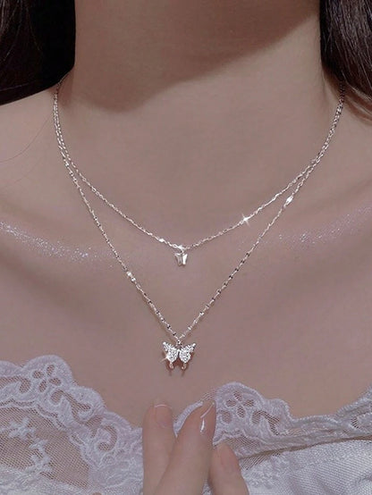 قلادة متعددة الطبقات بتصميم الفراشة ذات طبقتين بسيطة وسلسة وجميلة للأطفال