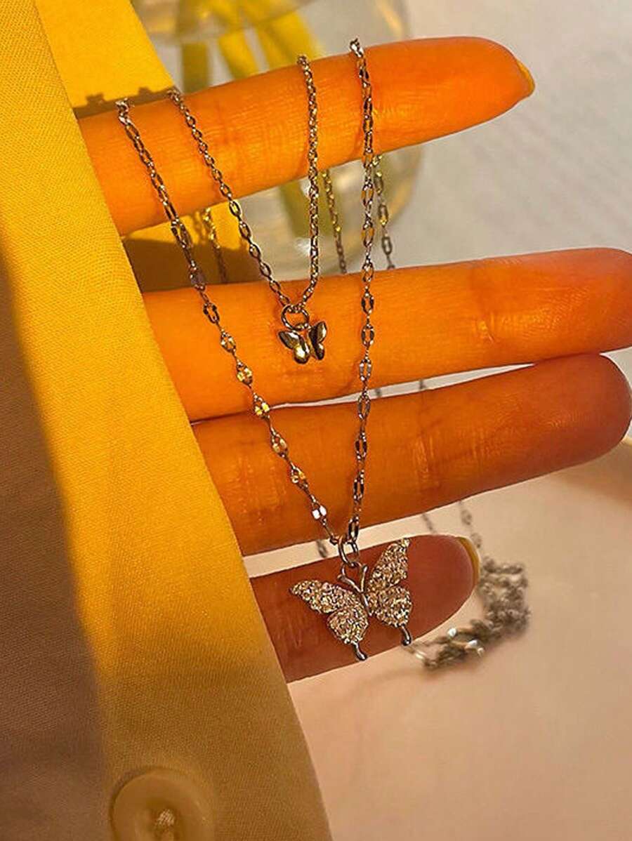 قلادة متعددة الطبقات بتصميم الفراشة ذات طبقتين بسيطة وسلسة وجميلة للأطفال