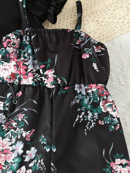 طقم  للفتيات الصغيرات