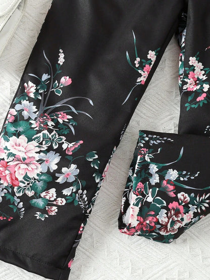 طقم  للفتيات الصغيرات