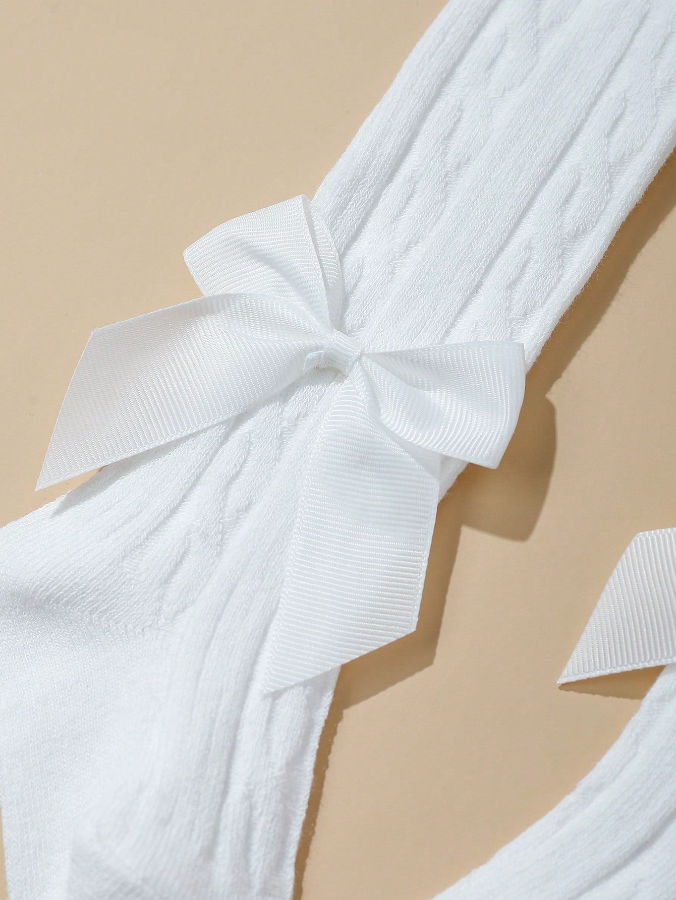 جوارب طفل بربطة صليبة واحدة مزينة بزهر واحد لون لربيع وخريف