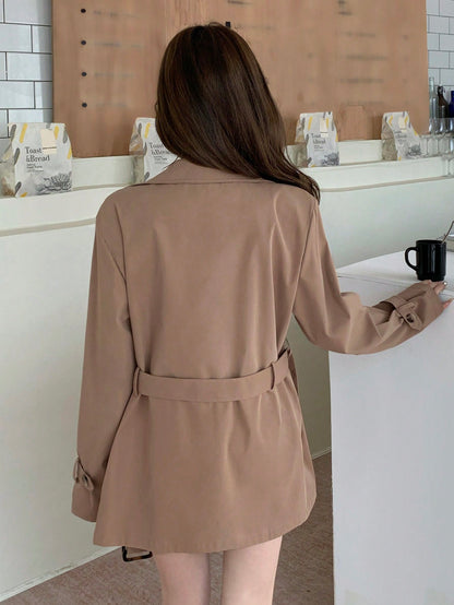 معطف جاكيت الترنش ثنائي الصدر باللون الأحادي للسيدات للملابس اليومية الأنيقة