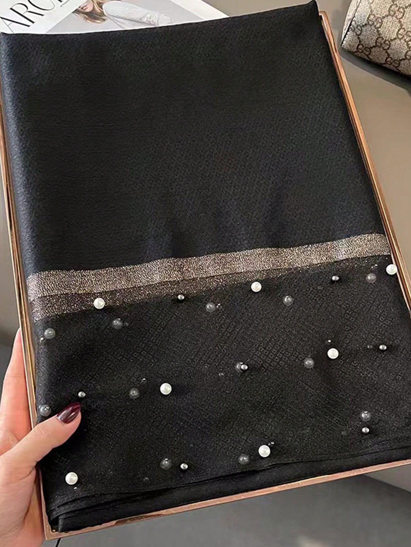 قطعة واحدة من وشاح عصابة رأس نسائي مزين بالحرير الاصطناعي والخرز الاصطناعي