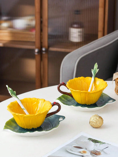 فناجين قهوة