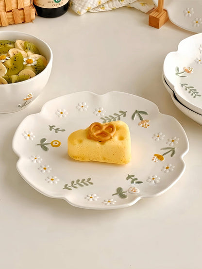 قطعة واحدة من طبق السيراميك