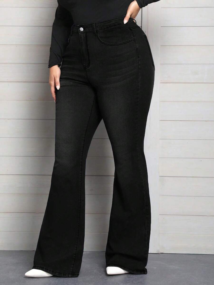 بنطلون كبير الحجم