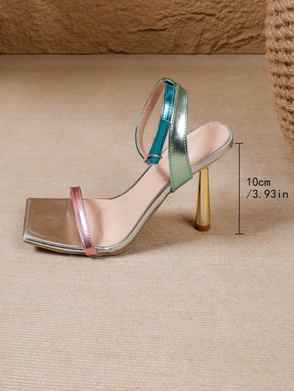 صنادل نسائية أنيقة عالية الكعب بأشرطة موضة