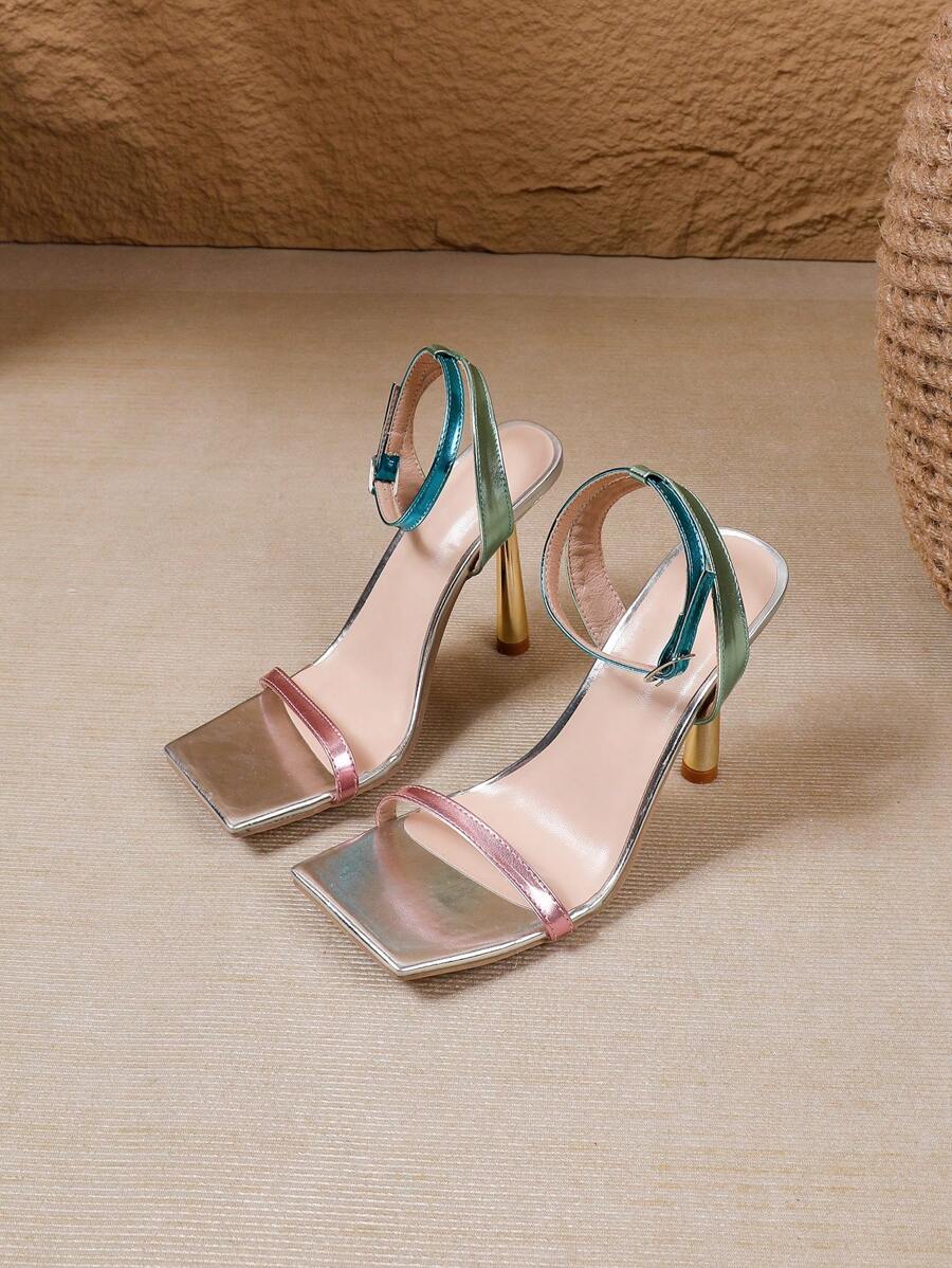 صنادل نسائية أنيقة عالية الكعب بأشرطة موضة