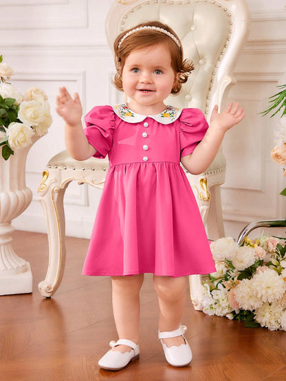 فستان طفلة بأكمام فقاعة مطرزة بتصميم أنيق