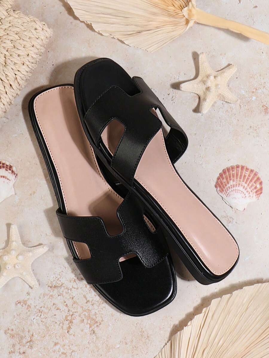 صنادل نسائية