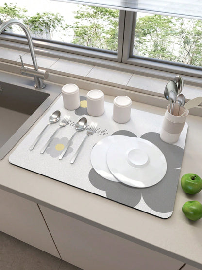 حصيرة تجفيف للمطبخ مصنوعة من مادة البوليستر بأسلوب حياة بسيط وزهور على خلفية بيضاء على أسلوب الحداثة المتناغم والمناسبة للحياة اليومي