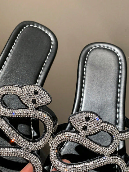 شباشب نسائية بقع بلاستيكية مزخرفة بالراينستون على شكل حية، شباشب بحزام أنيق، شباشب بلاط للشاطئ