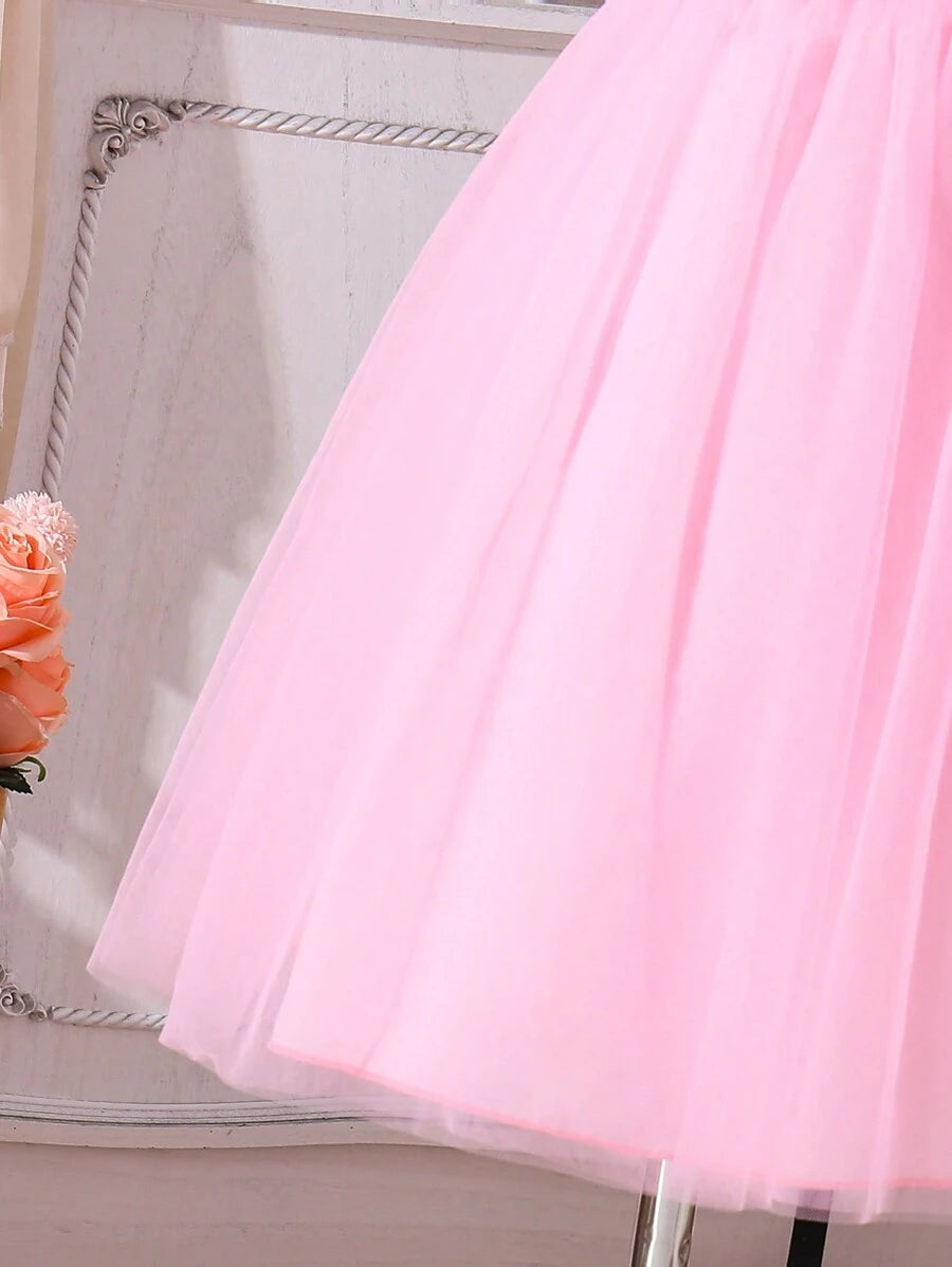 فساتين بناتية