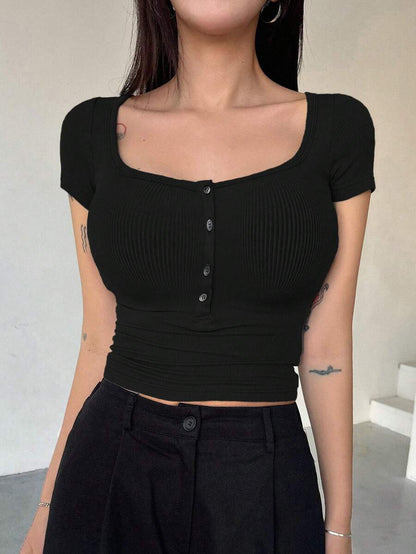 تي شيرت نسائي