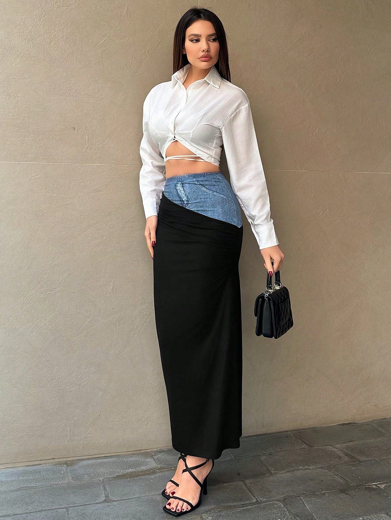 تنورة نصفية مطبوعة بنقشة الدنيم العارضة للموسيقى النسائية المستعدة للمهرجانات