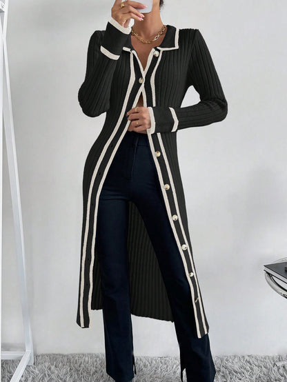 فستان سترة منقسم بألوان متداخلة وأطراف ملتفة و أزرار