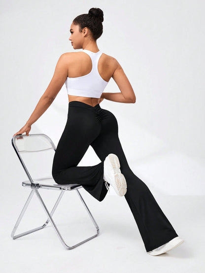 سروال رياضي بقصة واسعة وخصر مطاطي خلفي بتفاصيل مجعدة