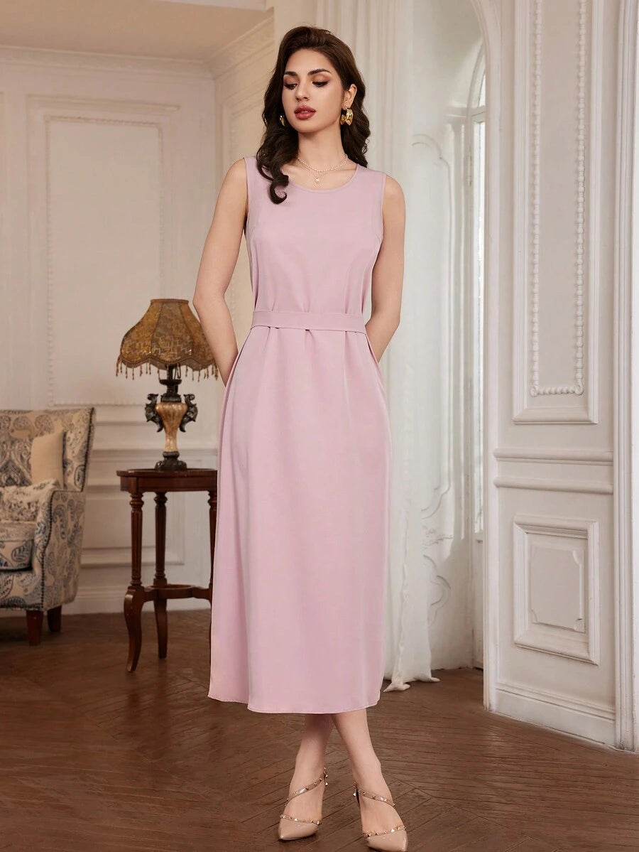 فستان نسائي