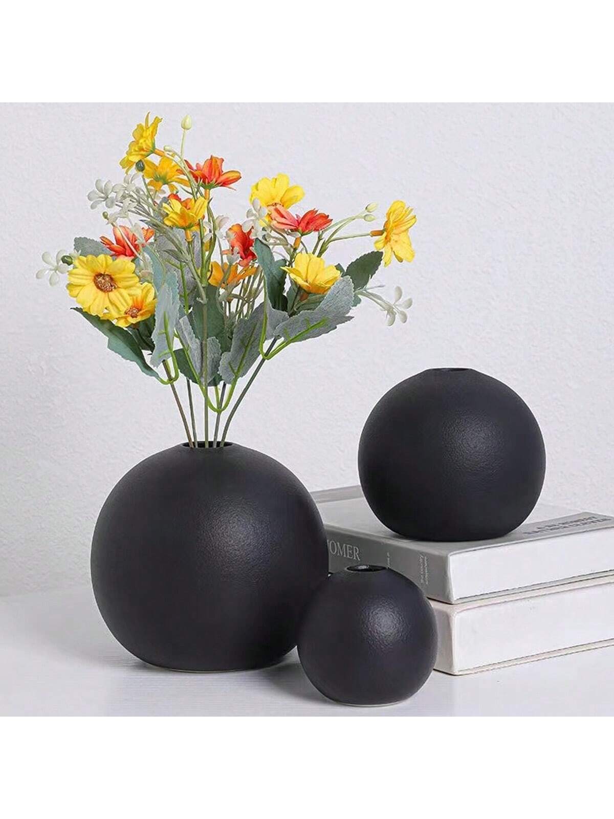 مزهرية دائرية من السيراميك لديكور المنزل بعرض أزهار جافة