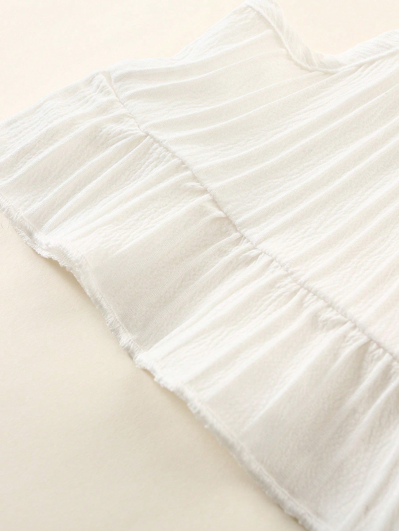 طقم قميص قصير للفتيات الصغيرات بنمط العطلة وسروال مزين بالزهور