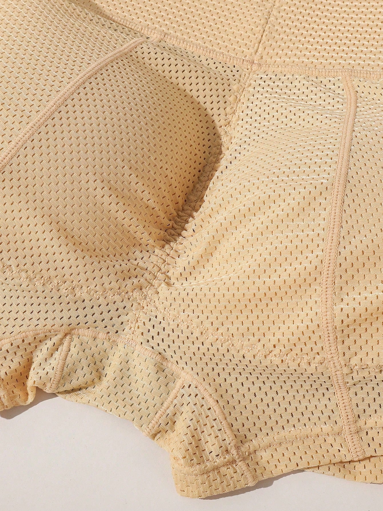 سروال تنحيف شبكي للفخذين منفوش