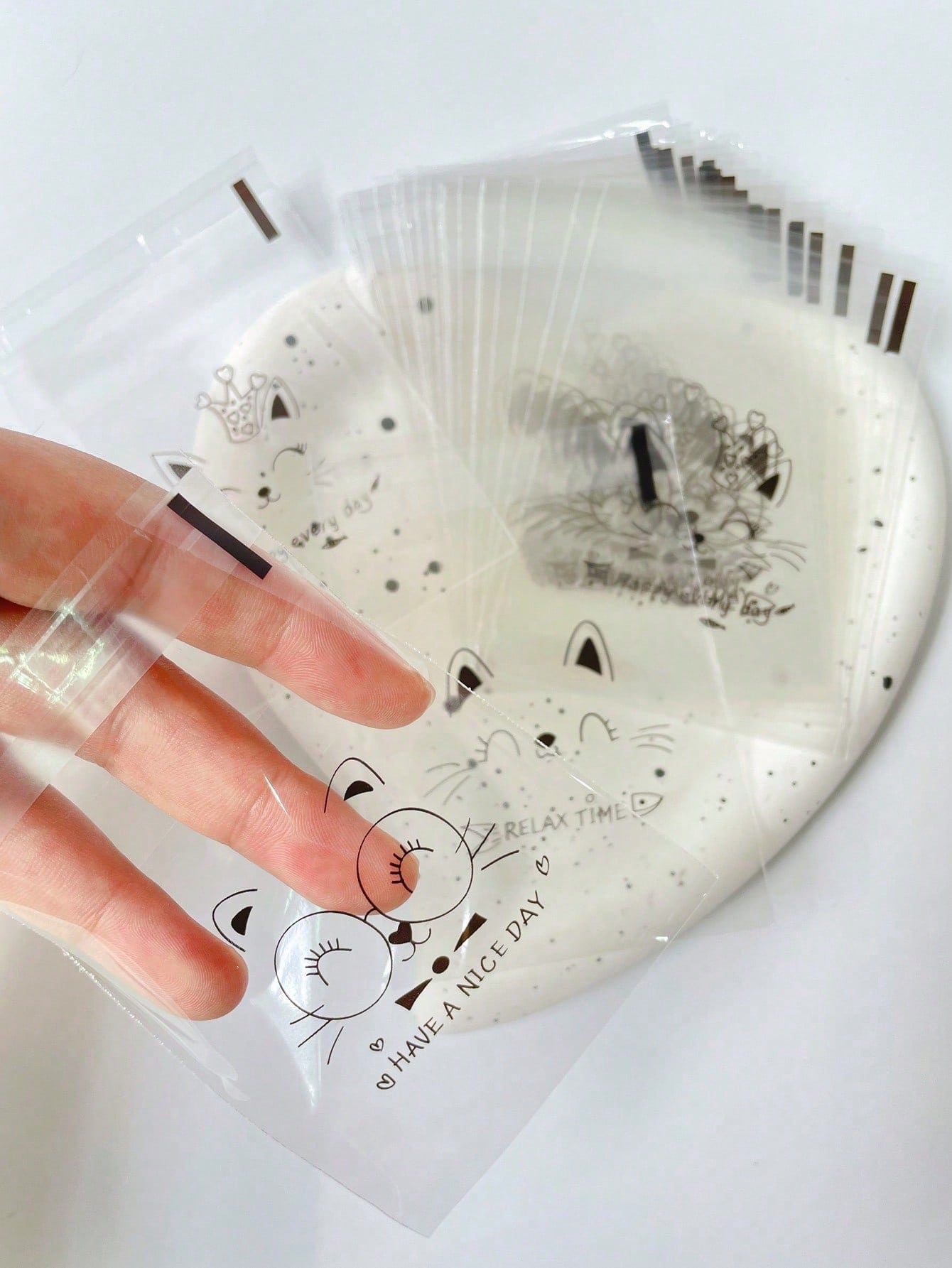 أكياس  قابلة للإغلاق