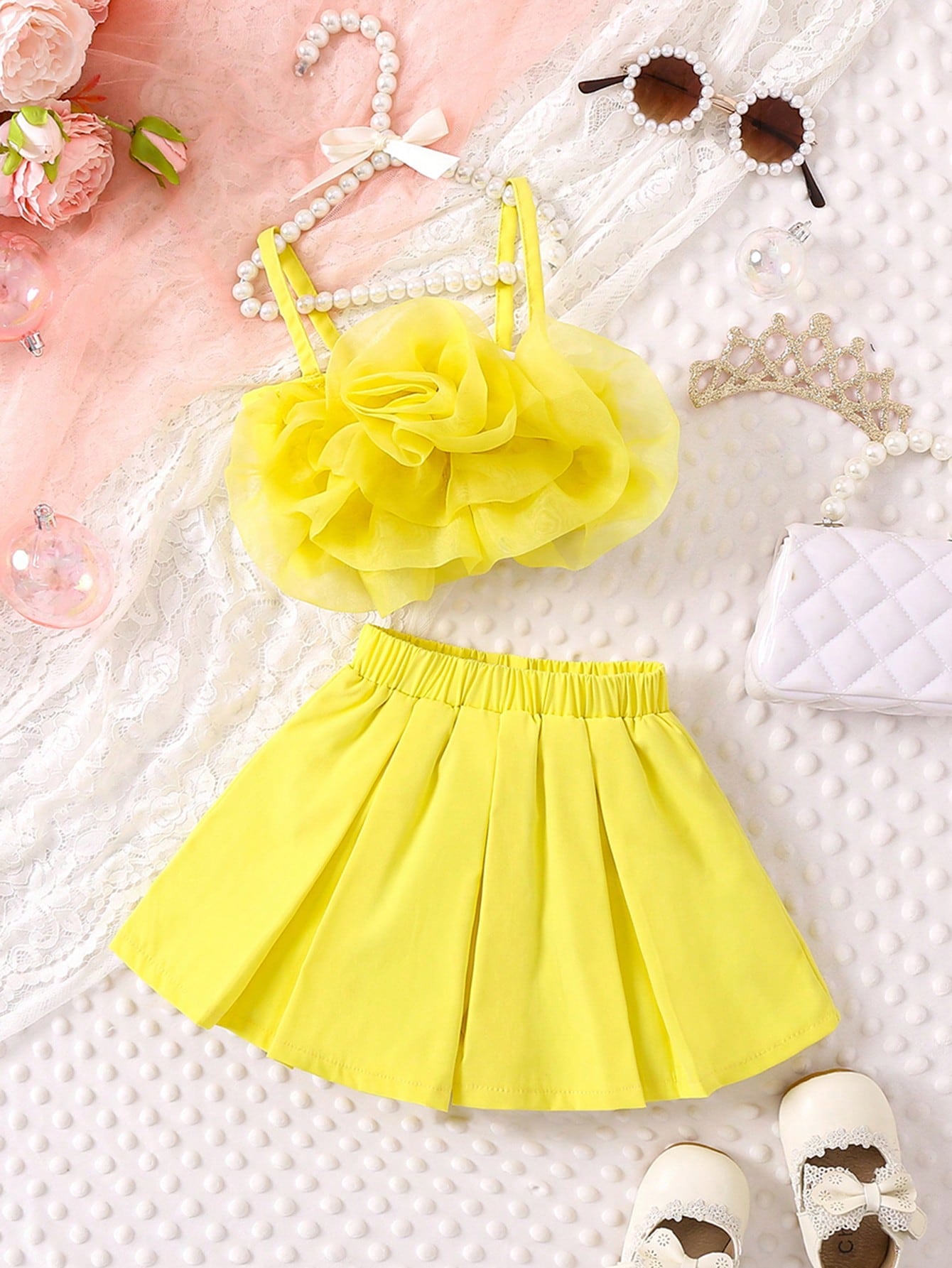 توب البنات الرضع من الشبكة بشريط مضفر وتزيين زهري ثلاثي الأبعاد وتنورة مجسمة