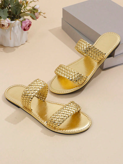 صندل نسائي مسطح محبوك بأصبع دائري جديد بنمط بسيط من الخط الواحد، مناسب للشاطئ