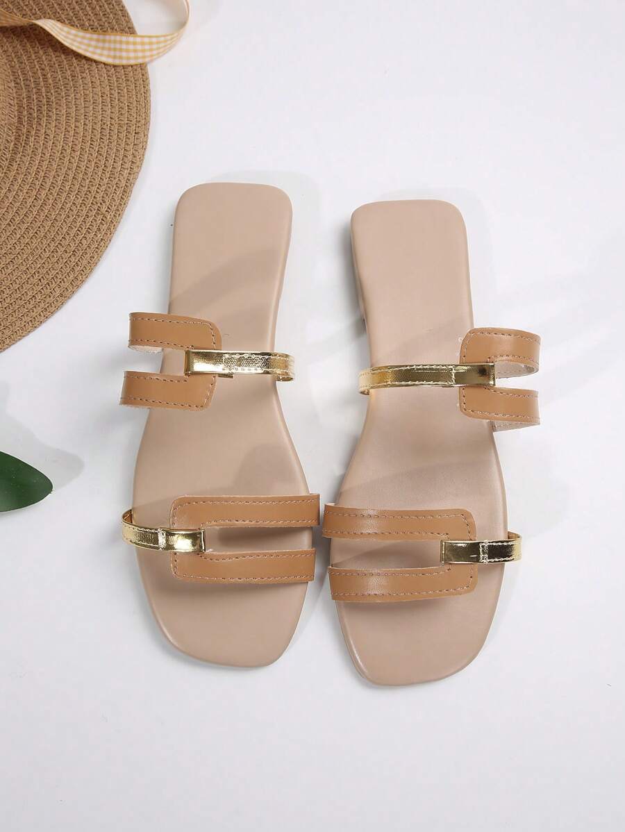 صنادل نسائية