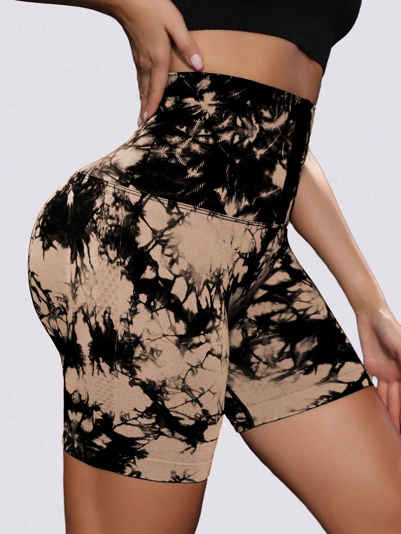 سروال قصير رياضي برباط عقدة التعادل