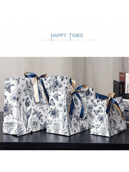 حقيبة هدايا ورقية مزخرفة بزهر الأسلوب