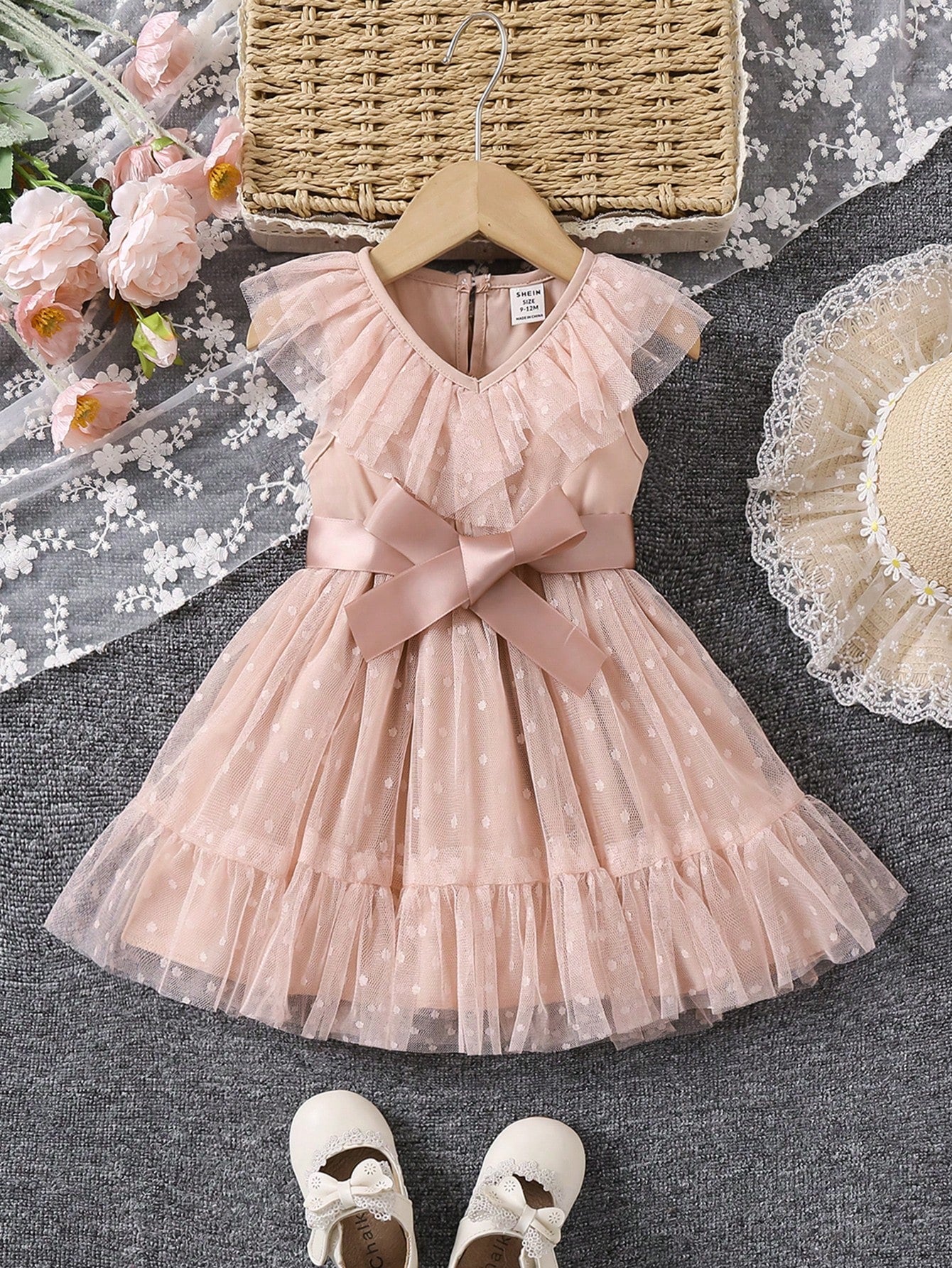 فستان الكم الأميرة للأطفال الرضع - مفرود مقلّم بالنقط الصيفي مع خصر مجمّع وجلبة شبكية بدون أكمام