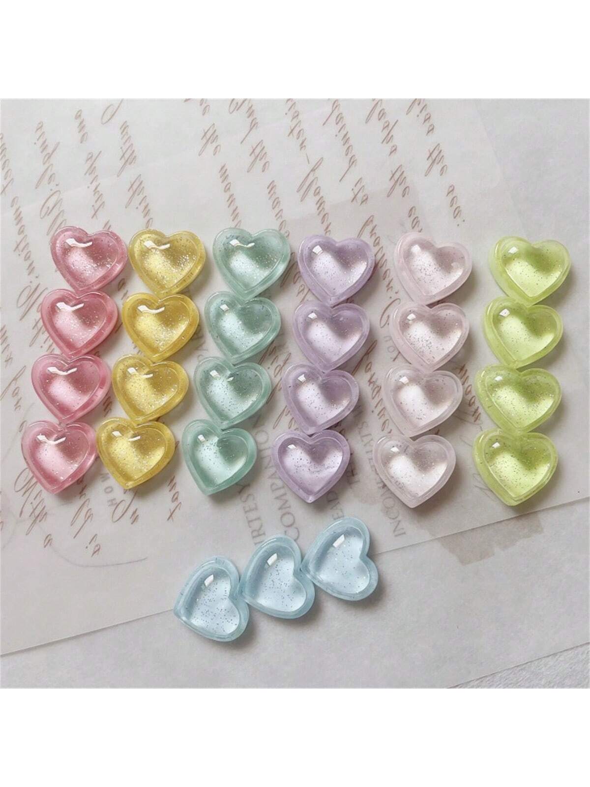 مجموعة من 21 قطعة من المغناطيسات المزخرفة بشكل قلب شفافة من اللامع لتزيين المطبخ والثلاجة
