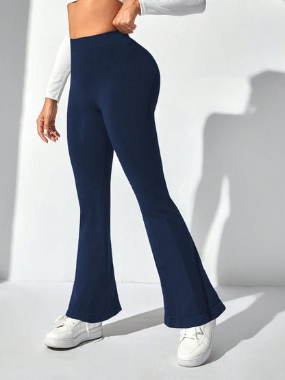 سروال رياضي بقصة جذابة ومريحة للنساء بلون سادة و قصة ضيقة