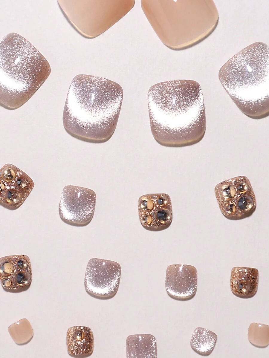 مجموعة 24 لوحات أظافر