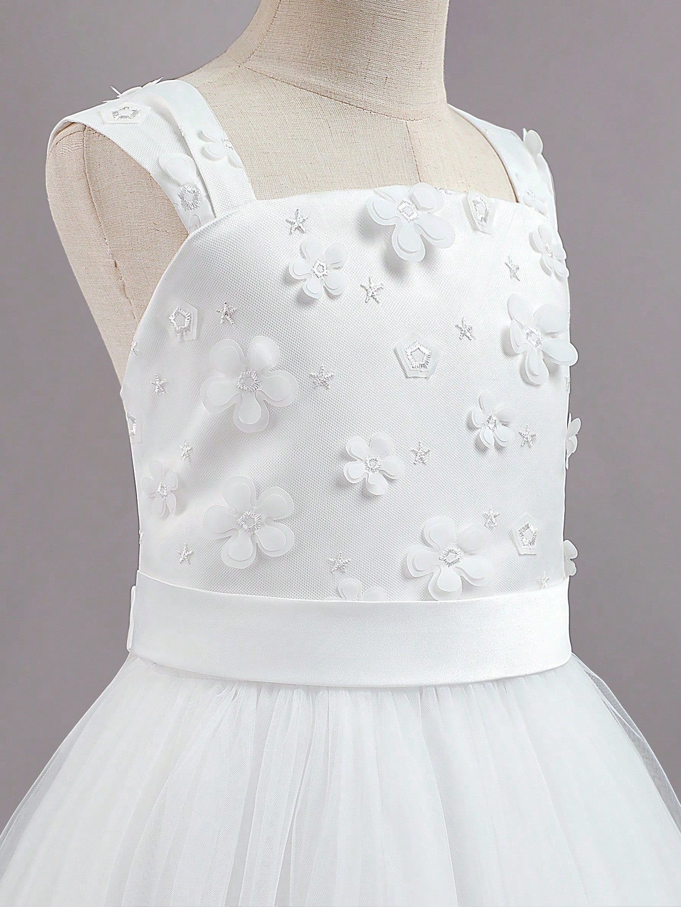 فستان طويل رقيق للبنات المراهقات