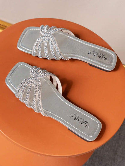 صنادل للنساء